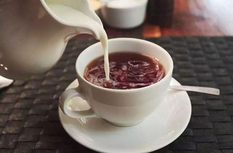 自制網紅奶茶，香過“茶顏悅色”！